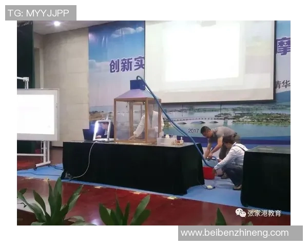 重庆羽毛球队的转型与创新之路探索新篇章 重庆羽毛球队的转型与创新之路探索新篇章